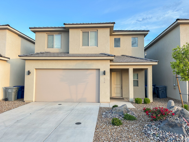 528 S RIVERBED DR, Washington UT 84780