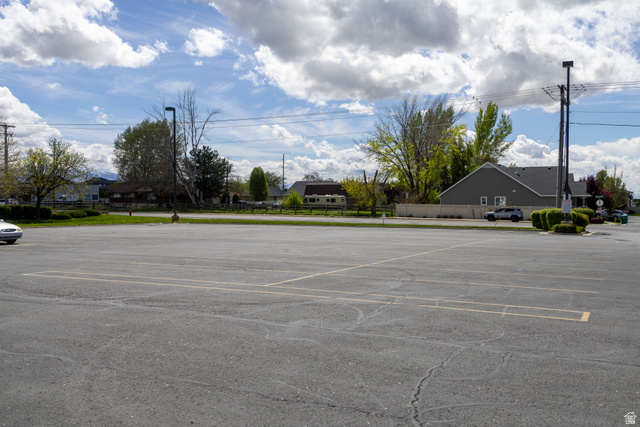 1040 W 300 N, Clearfield UT 84015