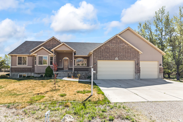 350 N 200 E, Ferron UT 84523
