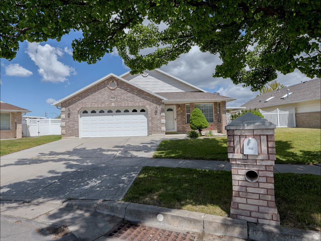 948 W 1730 N, Clinton UT 84015