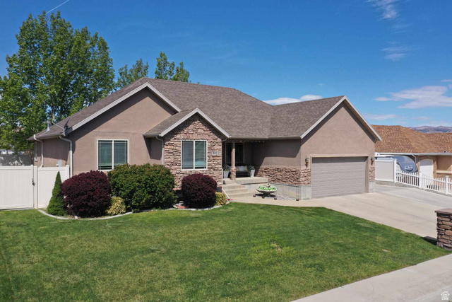 301 N Balsam Way
                     MLS #2155346