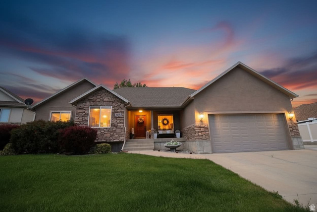 301 N Balsam Way
                     MLS #2155346