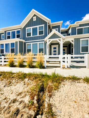 7403 S Olivine River Ln
                     MLS #2155392