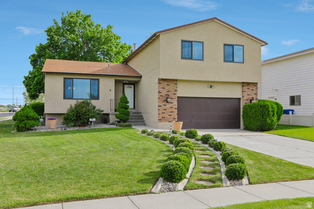 5879 W DIXIE DR, West Valley City UT 84128