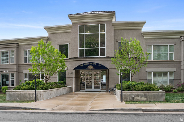 Main photo for 3075 E Kennedy Dr #403