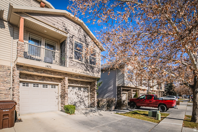 1428 W Stone Meadow Dr
                     MLS #2155509