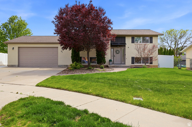 611 W 1635 N, Clinton UT 84015