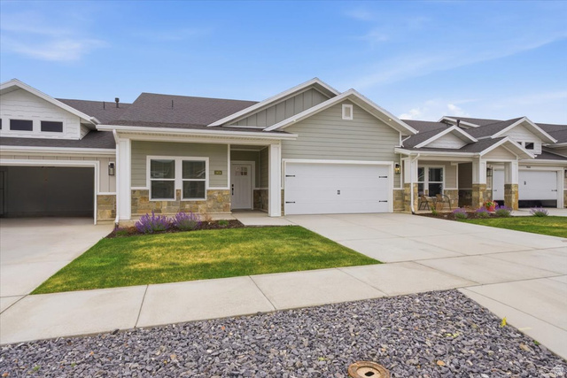 2674 S 2430 W #102 Sg
                     MLS #2155594