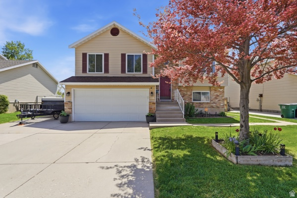 318 E 1700 S
                     MLS #2155663