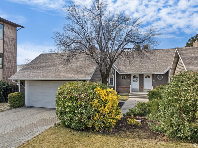 6924 S HILLSIDE CIR, Cottonwood Heights UT 84121