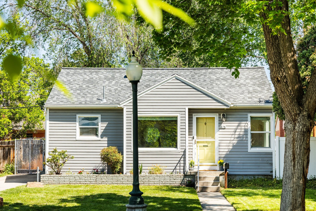 1675 E Westminster Ave
                     MLS #2155850