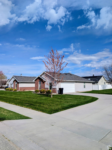 619 E 1st S S, Preston, ID 83263 — photo 2