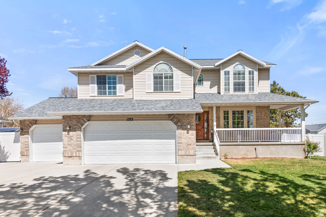 1372 W Quail Covey Cir
                     MLS #2155981