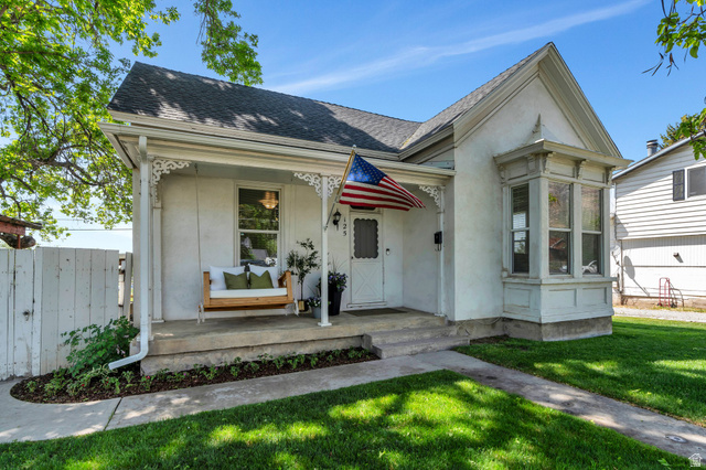 125 N 100 W
                     MLS #2155994