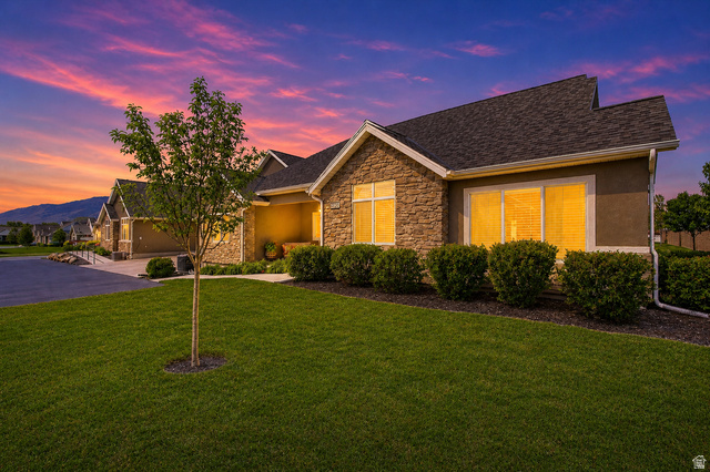 512 E Meadow Ranch Ln #d
                     MLS #2155999