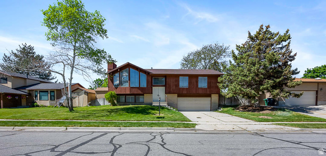 10140 S Buttercup Dr
                     MLS #2156142
