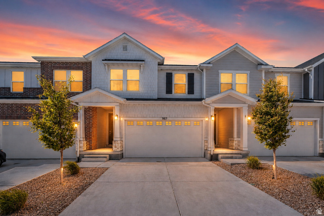 987 W Coral Charm Way #203
                     MLS #2156215