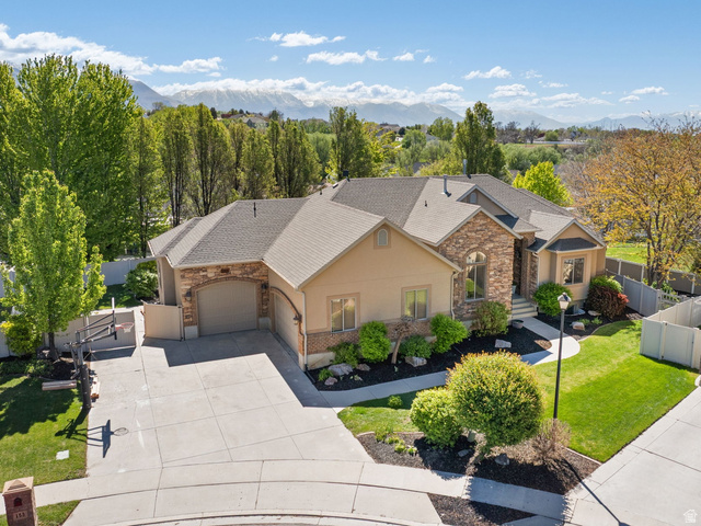 153 W 2040 N
                     MLS #2156217