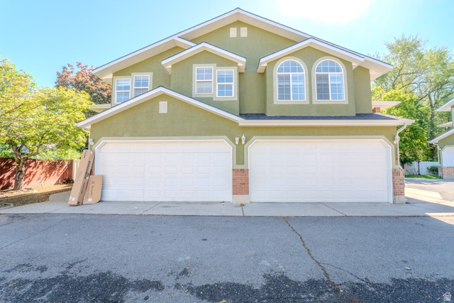 1138 E Elgin Ave
                     MLS #2156238