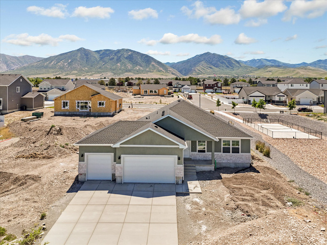 1492 N Berra Blvd #224
                     MLS #2156371