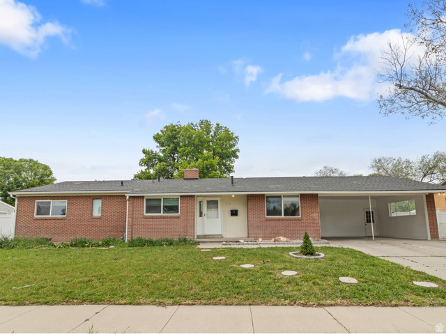 3135 S Green St
                     MLS #2156423