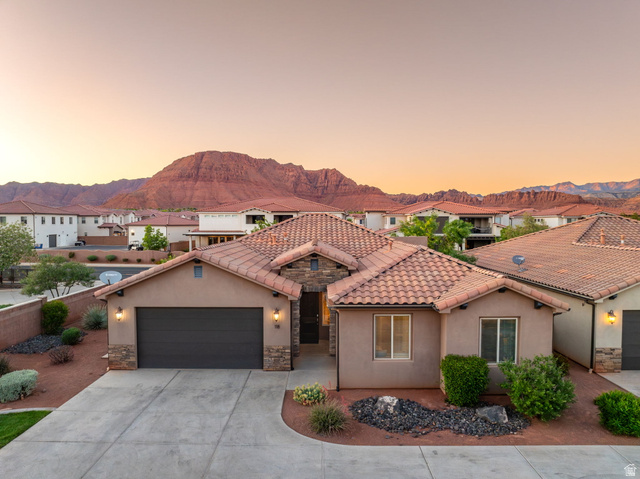 3823 W Dream Cir #118
                     MLS #2156494