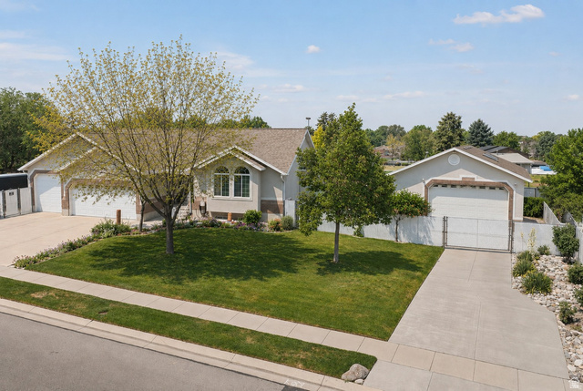 3778 W Mapleleaf Way
                     MLS #2156511