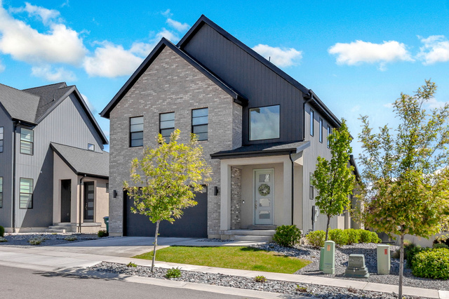 359 W 3050 N
                     MLS #2156519