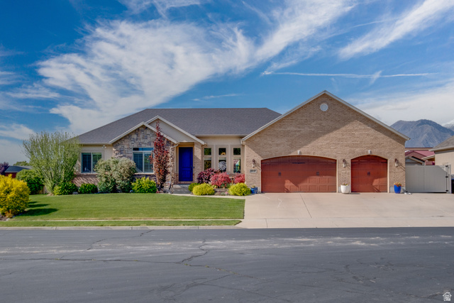 1517 E 1410 S
                     MLS #2156598