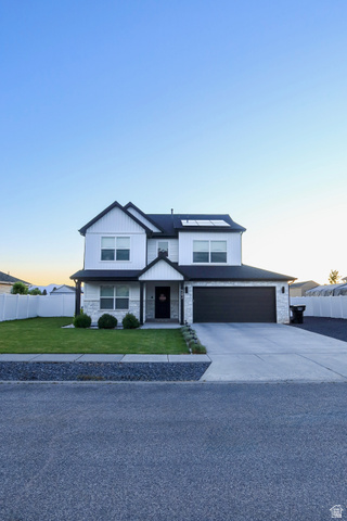 Main photo for 582 S Lakeside Dr