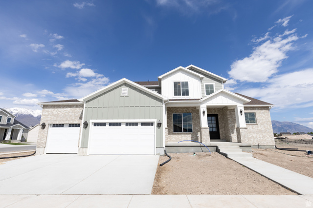 341  Louise Way #122
                     MLS #2156708