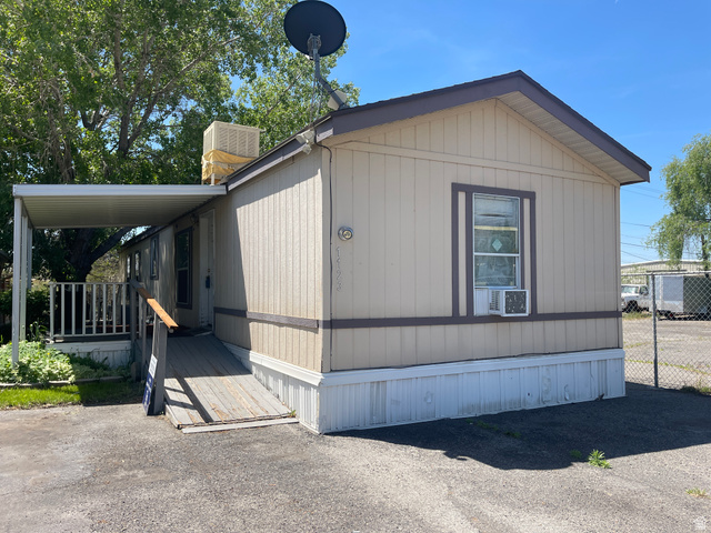 Main photo for 1123 W 465 N