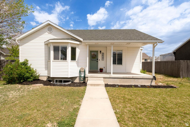 Main photo for 2047 E Weeping Willow Way