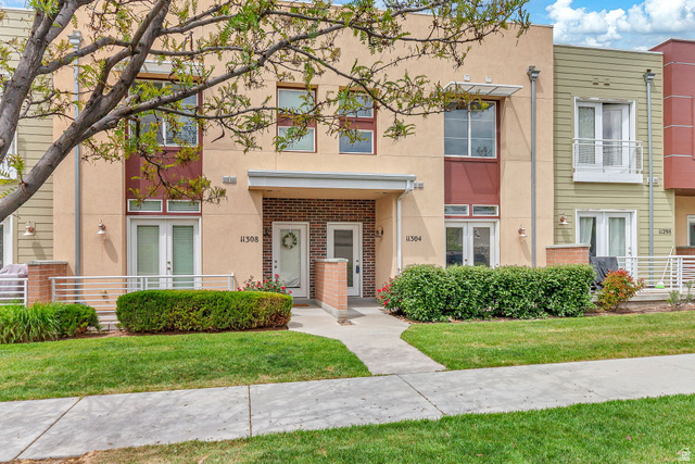 11304 S Ropemaker Rd
                     MLS #2156863