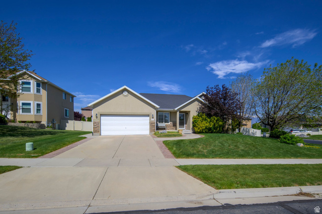 2122 N Millet Pl
                     MLS #2156886