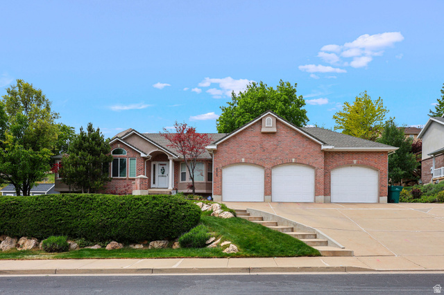 2815 N Deere Valley Dr.
                     MLS #2156940
