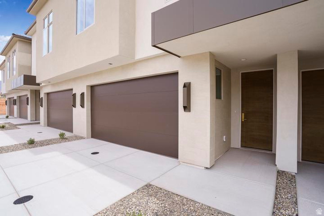 990 N Manen St
                     MLS #2156964