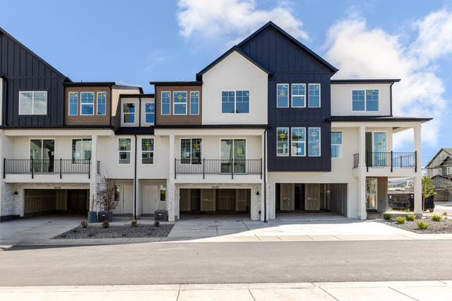 6543 W Lost Lake Cv #3025
                     MLS #2157027