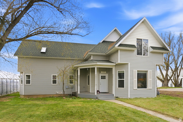 Main photo for 2197 N State Road 32