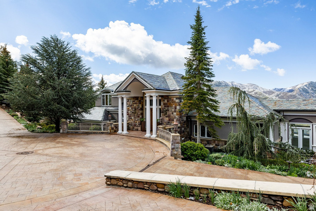 5678 E Twin Creek Rd
                     MLS #2157069