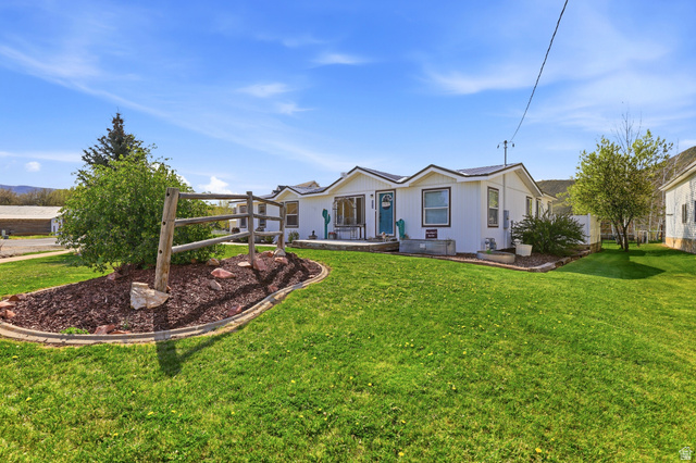 Main photo for 393 W Memorial Park Rd