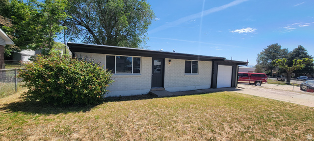 1494 N Marilyn Dr
                     MLS #2157151