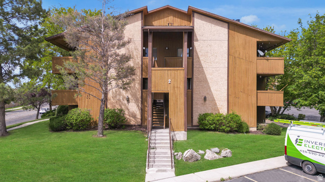 9184 S Jefferson Pl #2 F
                     MLS #2157152