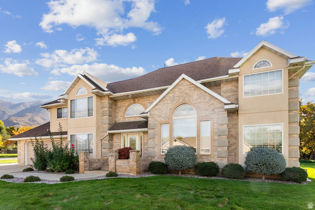2382  Summerwood Dr
                     MLS #2157166