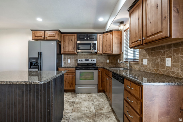 1865 W 5050 S, Roy, UT 84067 — photo 8