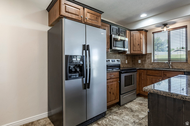1865 W 5050 S, Roy, UT 84067 — photo 11