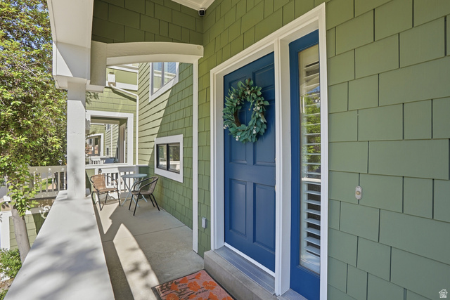 108 W Village Ln
                     MLS #2157273