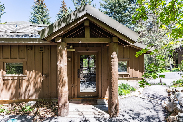 8865 N Timphaven Rd #20
                     MLS #2157289