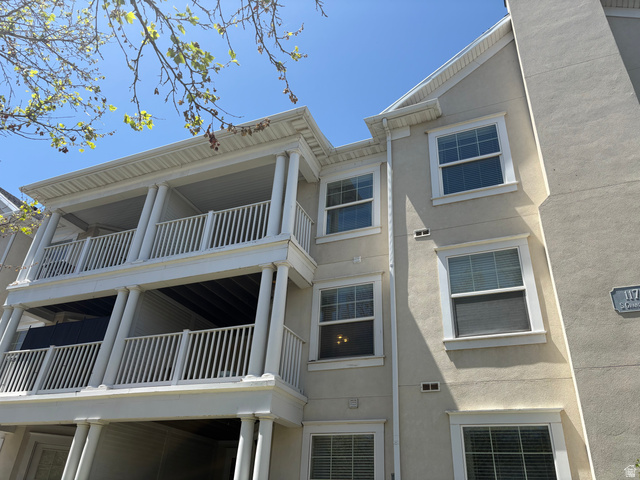 11754 S Grandville Ave #110
                     MLS #2157375