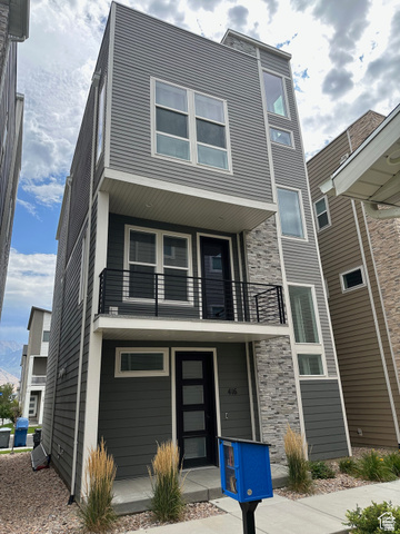416 S 650 E #211
                     MLS #2157393